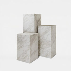 Velasca Plinth